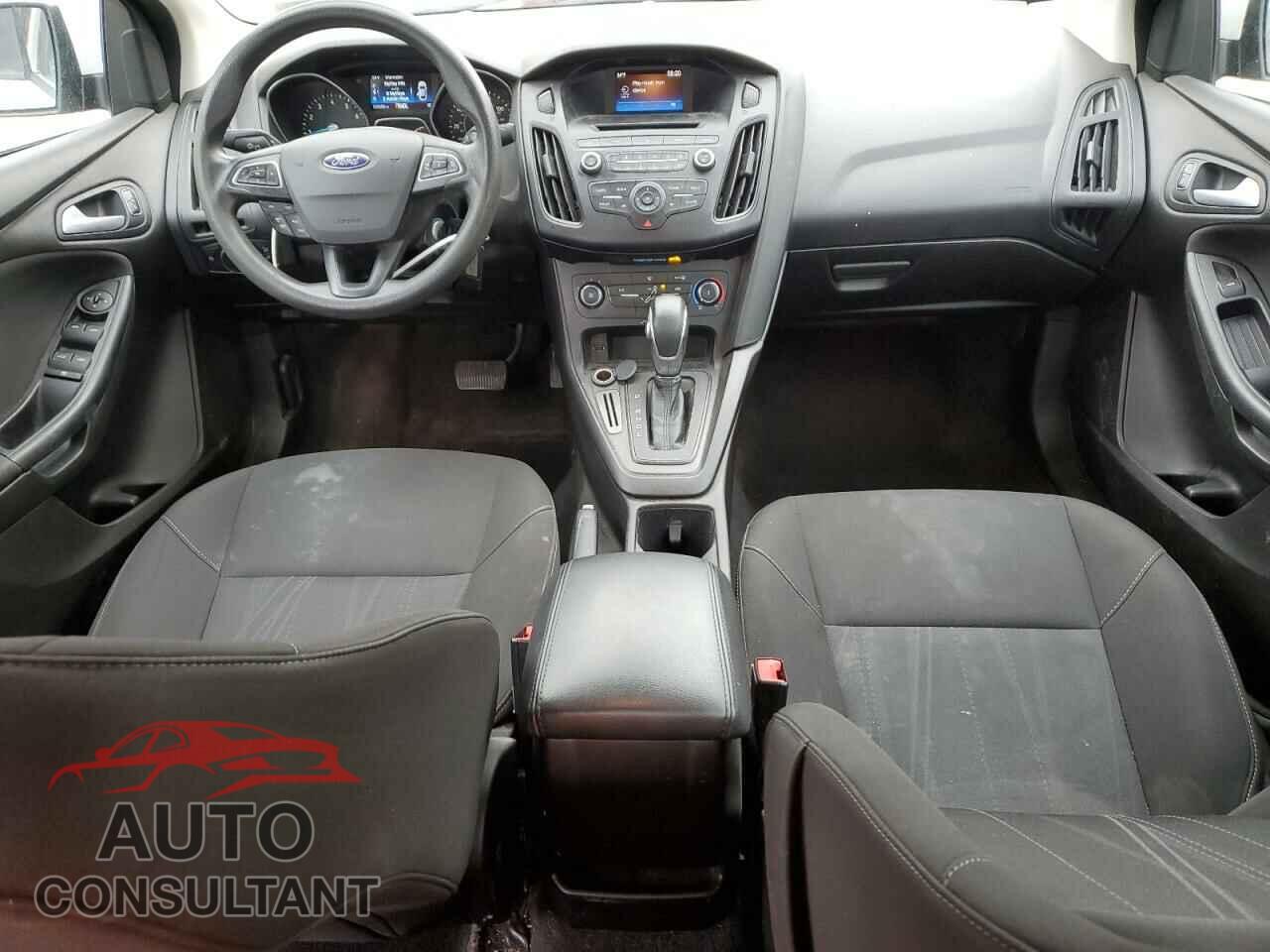 FORD FOCUS 2017 - 1FADP3F22HL274260