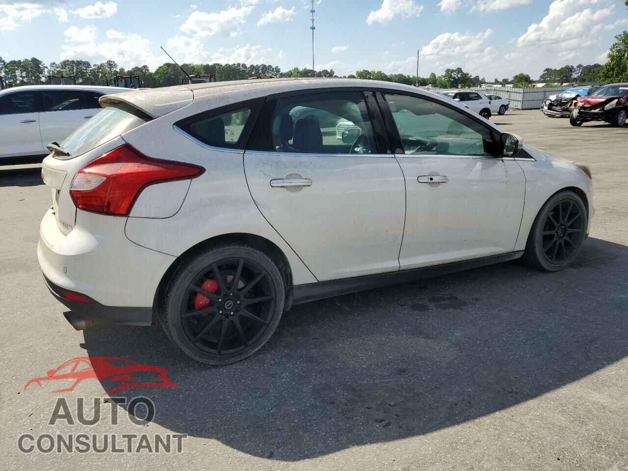 FORD FOCUS 2012 - 1FAHP3N20CL172807