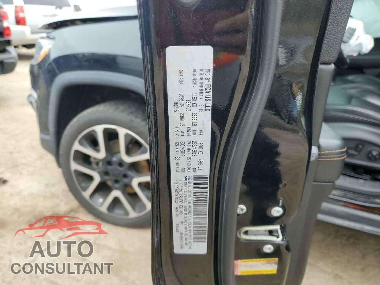 JEEP COMPASS 2018 - 3C4NJDCB1JT471036