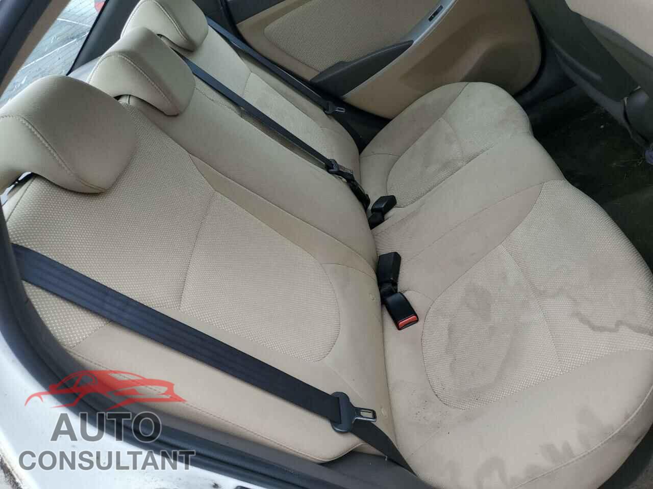 HYUNDAI ACCENT 2013 - KMHCT4AE0DU506055