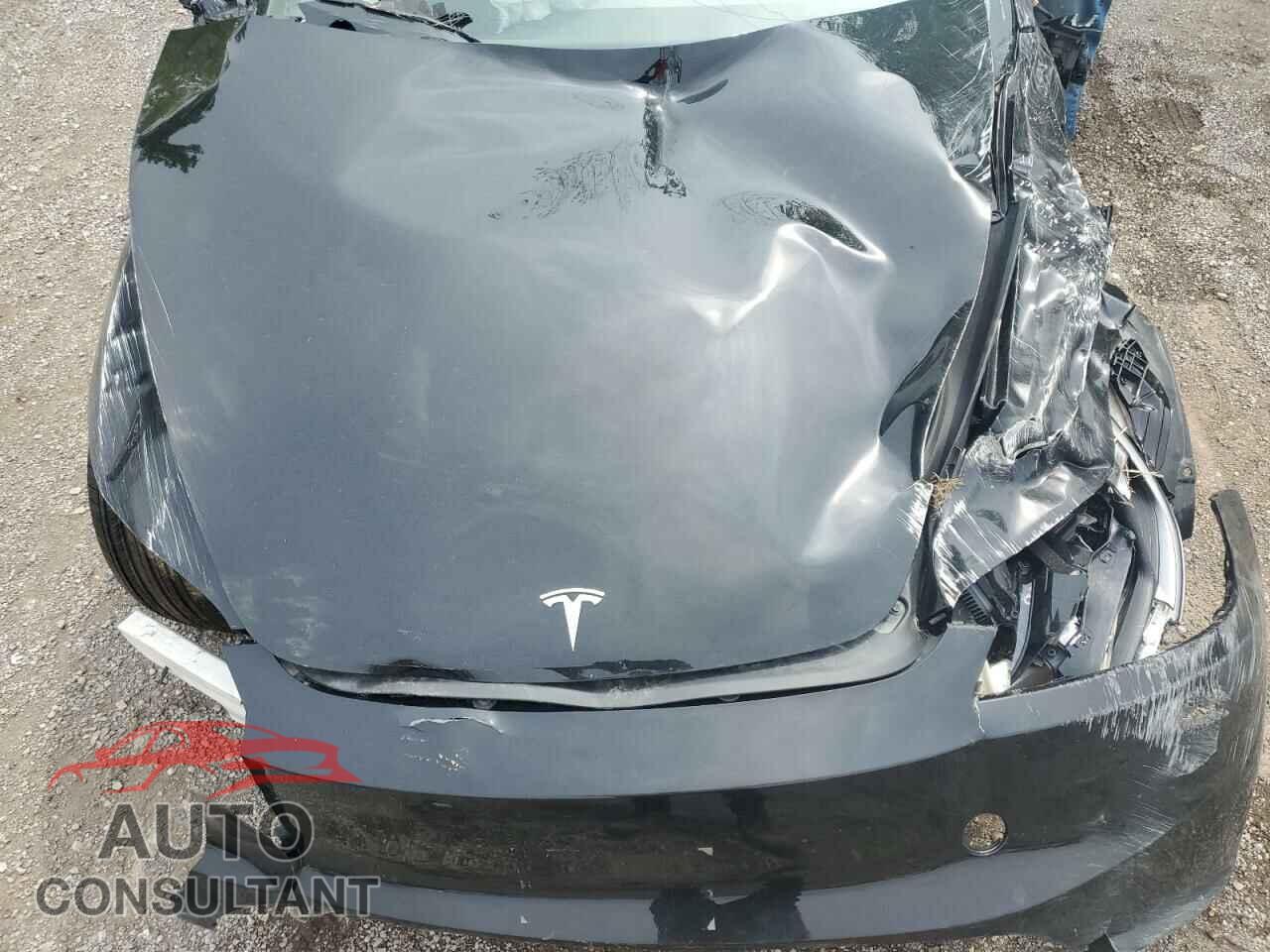 TESLA MODEL 3 2025 - 5YJ3E1EB6SF923974