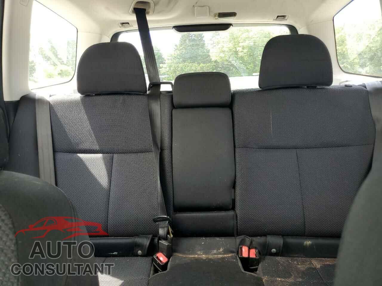 SUBARU FORESTER 2011 - JF2SHABC2BH717584
