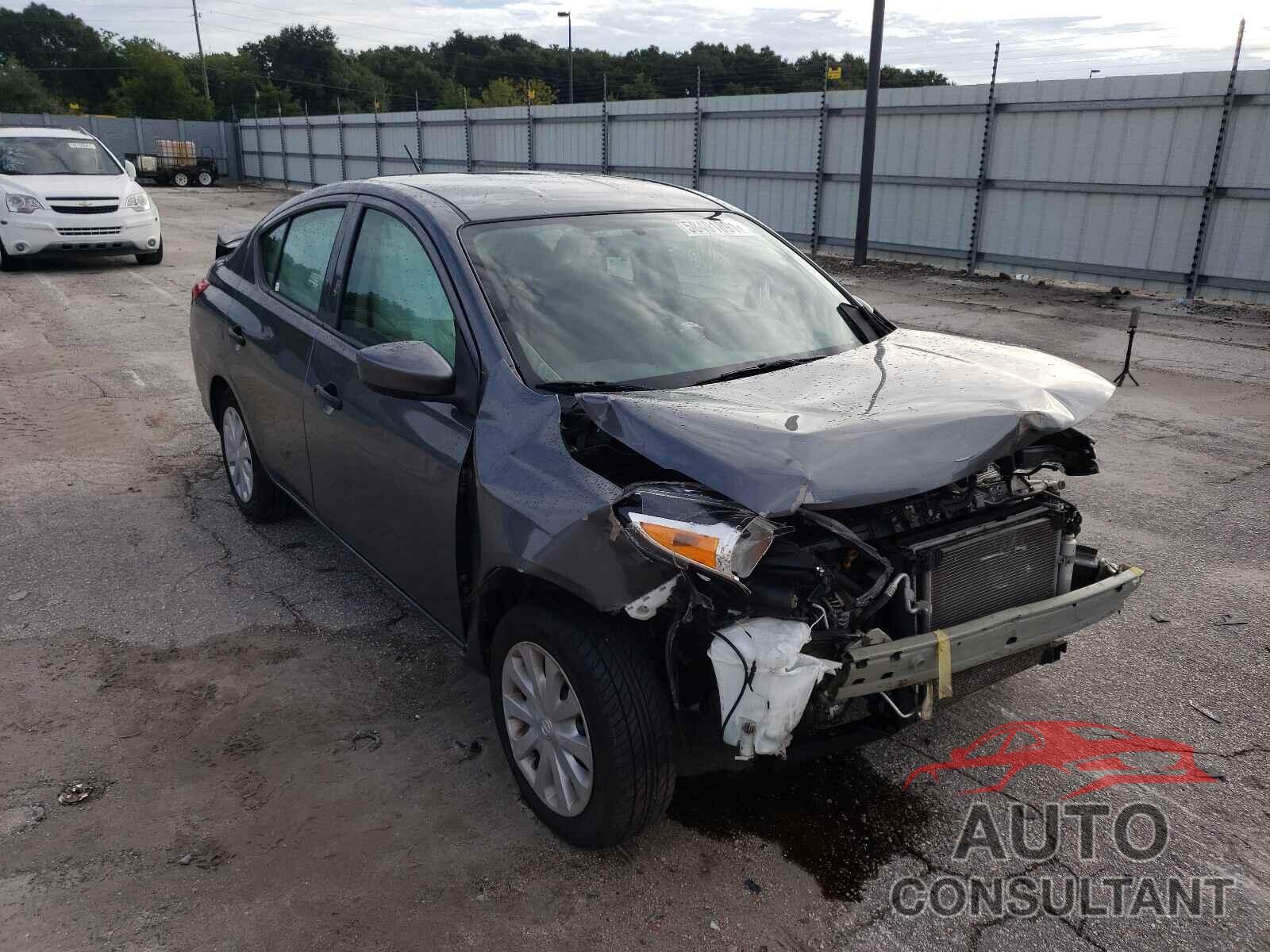 NISSAN VERSA 2019 - 3N1CN7AP8KL826963