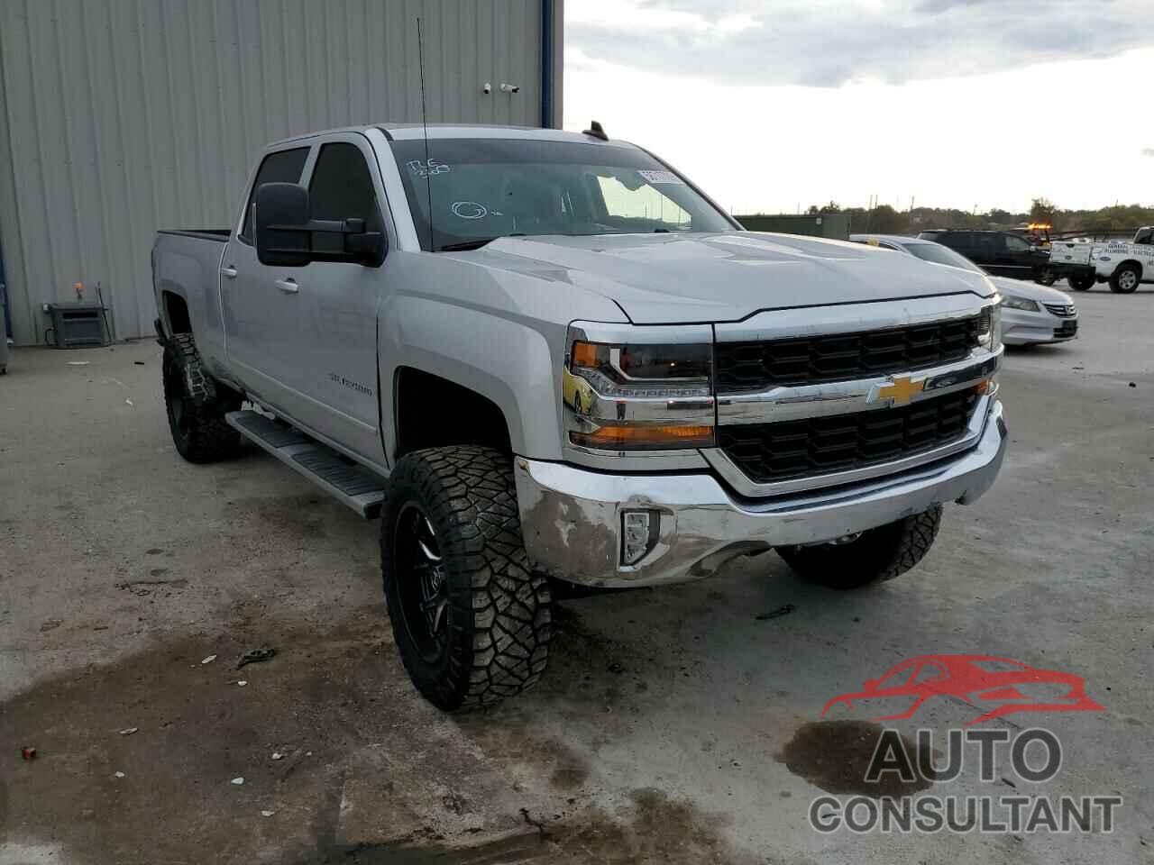 CHEVROLET SILVERADO 2018 - 1GCPCREC1JF146614