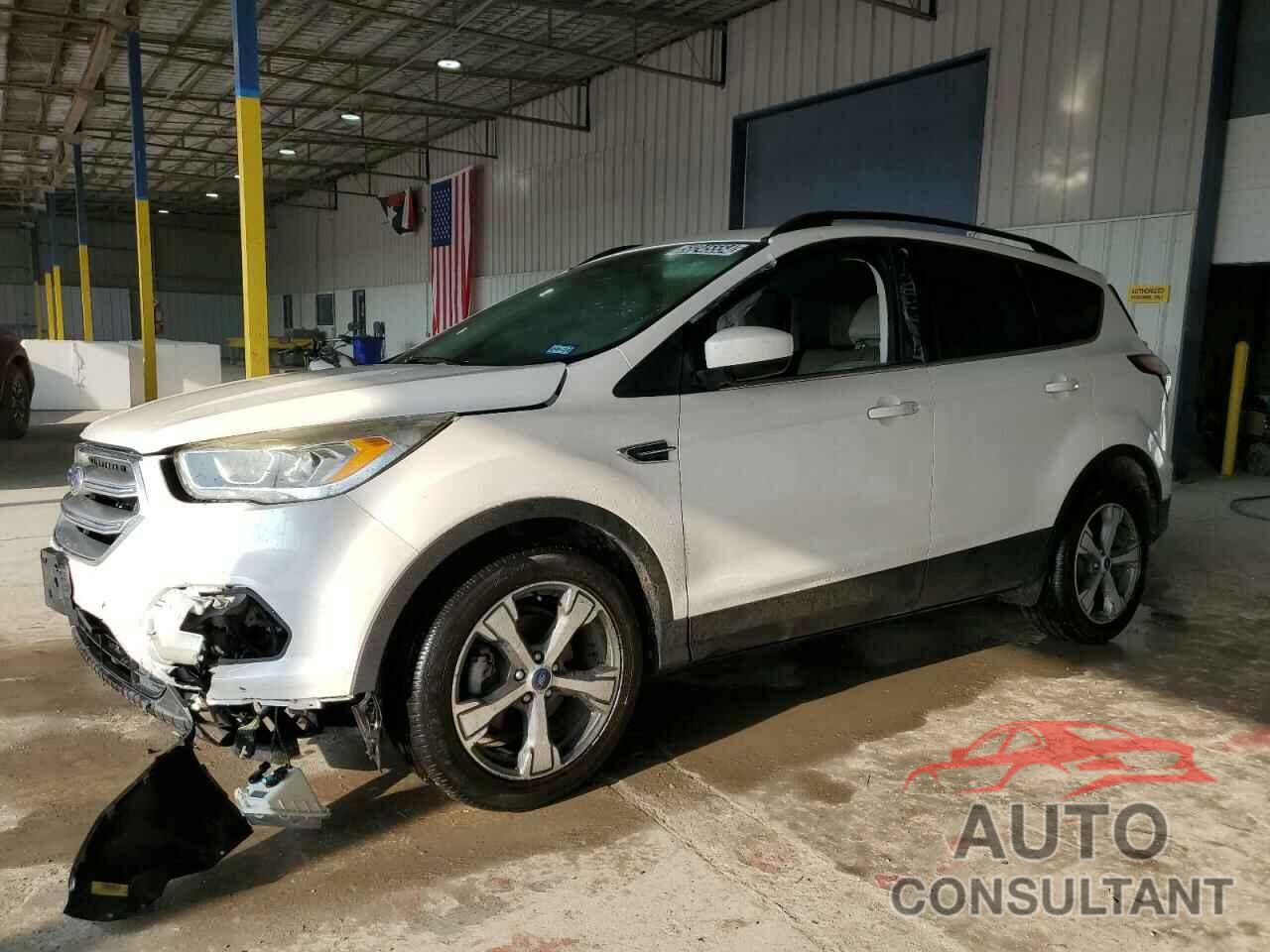 FORD ESCAPE 2017 - 1FMCU0GD8HUE71629