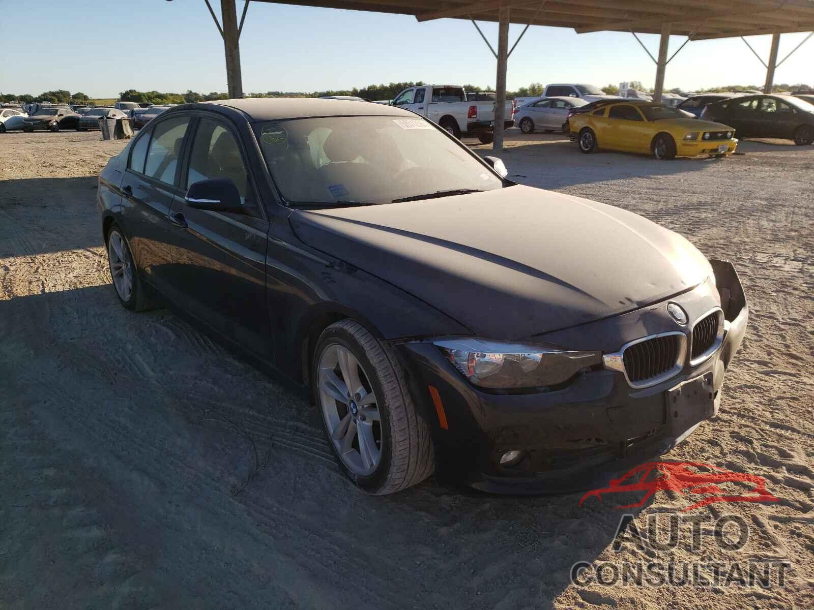 BMW 3 SERIES 2016 - WBA8A9C51GK618435