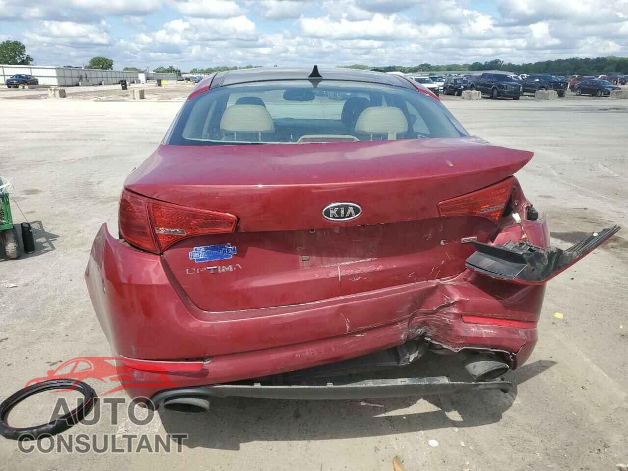 KIA OPTIMA 2011 - KNAGN4A76B5084136