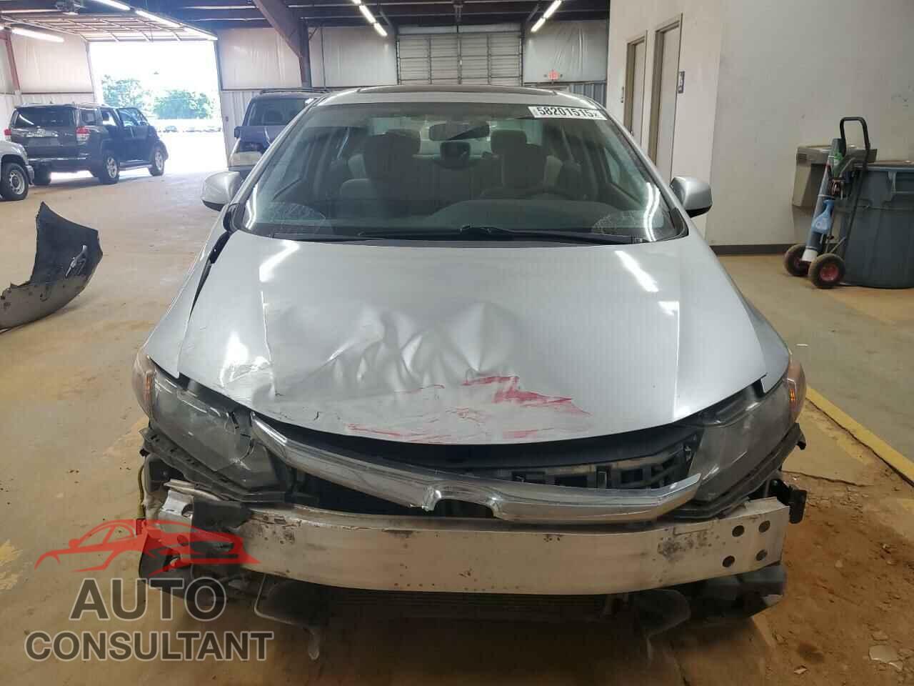 HONDA CIVIC 2012 - 19XFB2F88CE372260