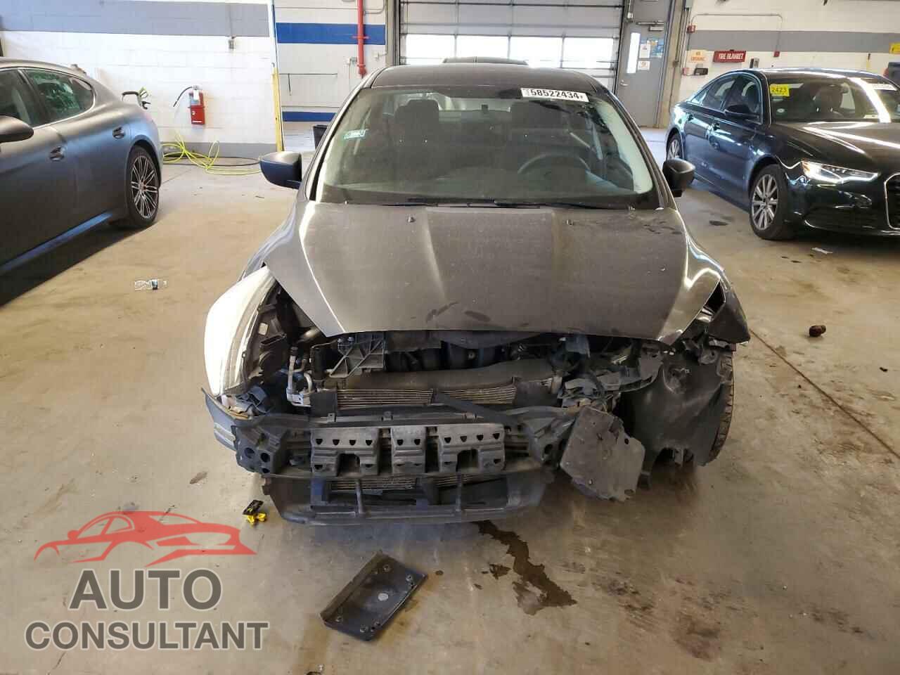 FORD FOCUS 2015 - 1FADP3E20FL312308
