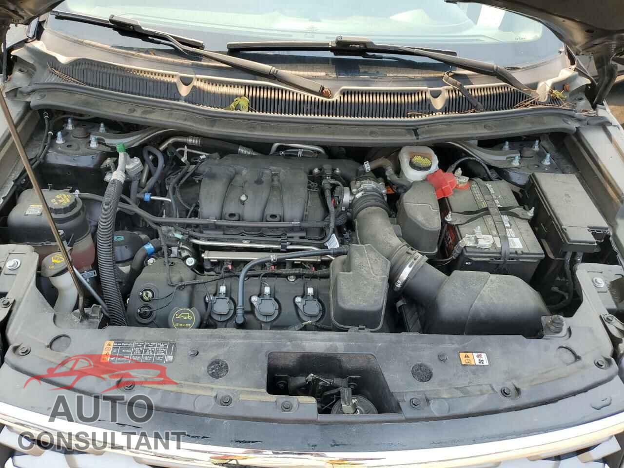 FORD EXPLORER 2018 - 1FM5K7D88JGB03745