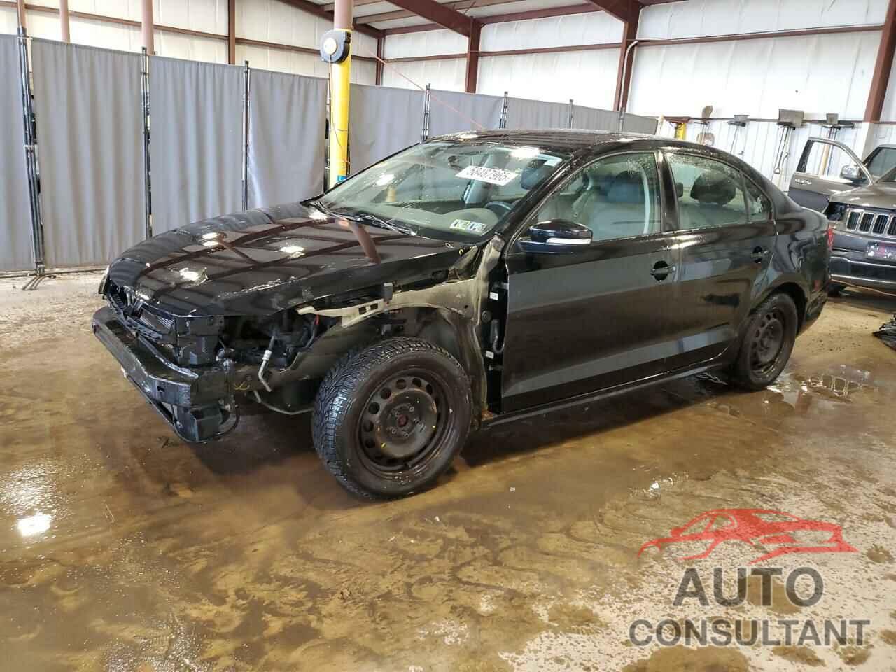 VOLKSWAGEN JETTA 2011 - 3VWBZ7AJXBM345578