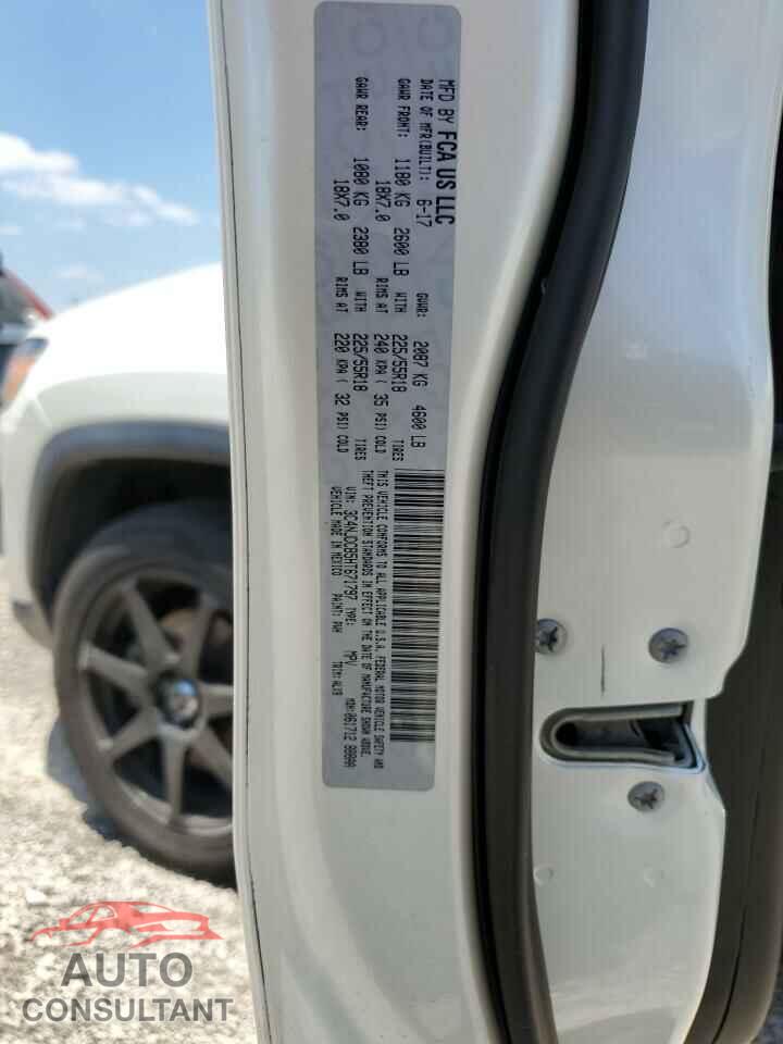 JEEP COMPASS 2017 - 3C4NJDCB5HT671797