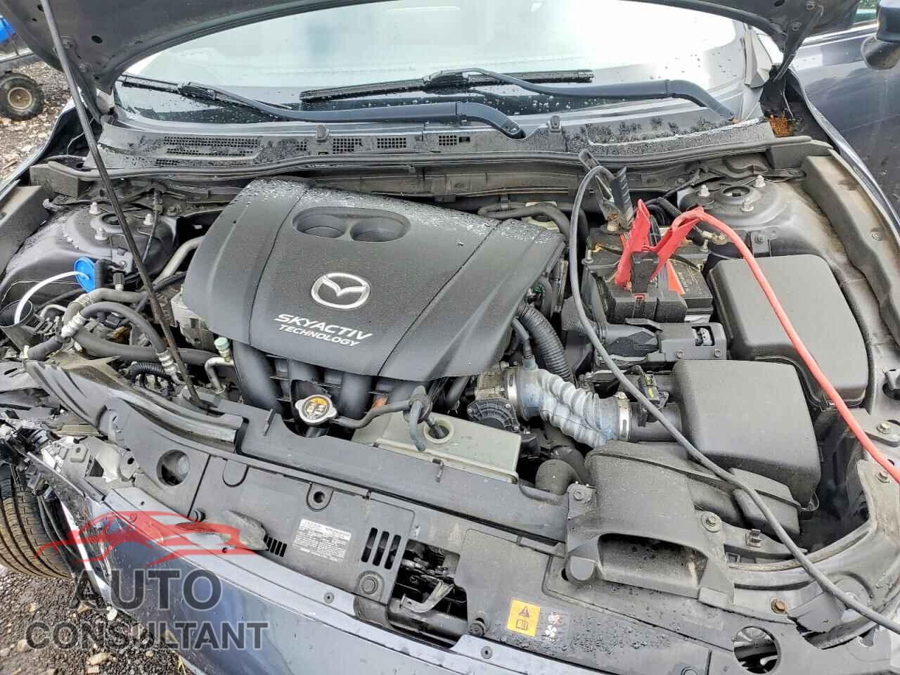 MAZDA 3 2015 - 3MZBM1M70FM185437