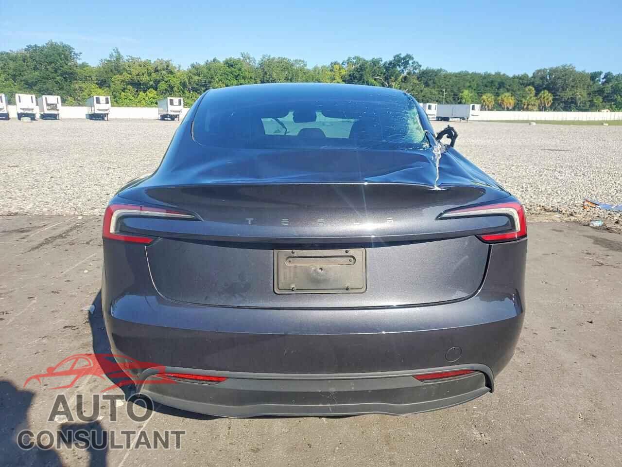 TESLA MODEL 3 2024 - 5YJ3E1EA1RF826568