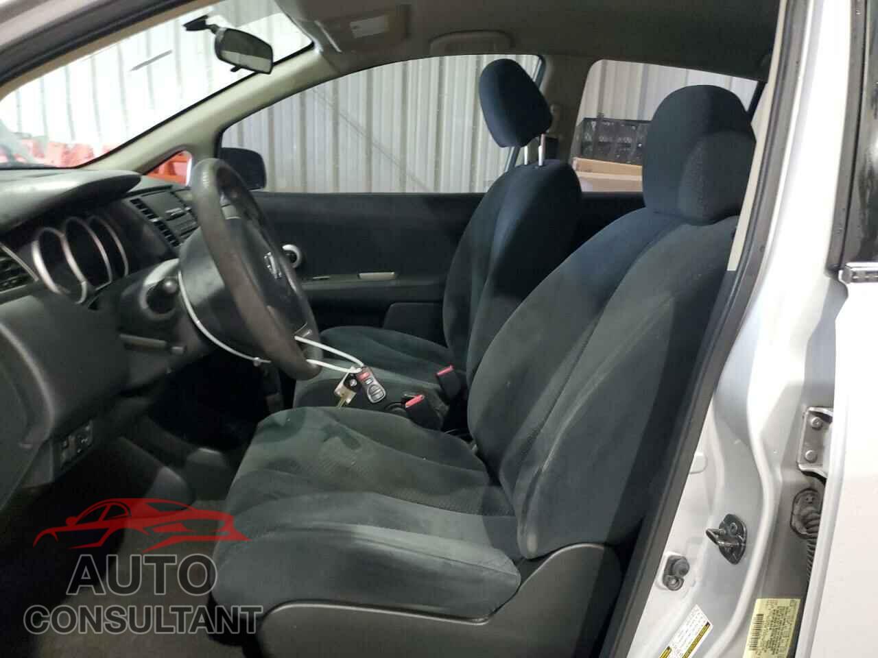 NISSAN VERSA 2011 - 3N1BC1AP1BL424748