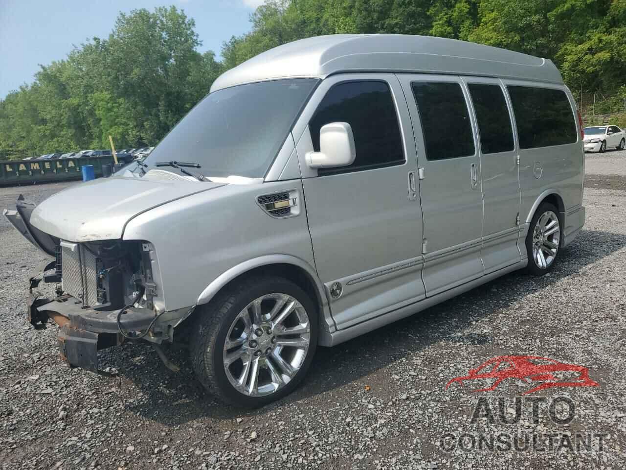 CHEVROLET EXPRESS 2011 - 1GBSGDC42B1142670