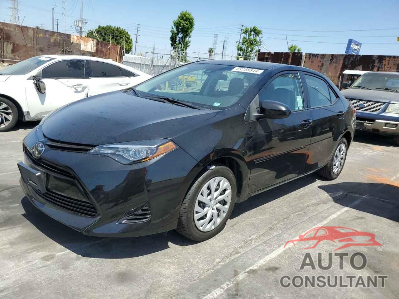 TOYOTA COROLLA 2018 - 5YFBURHE4JP799855