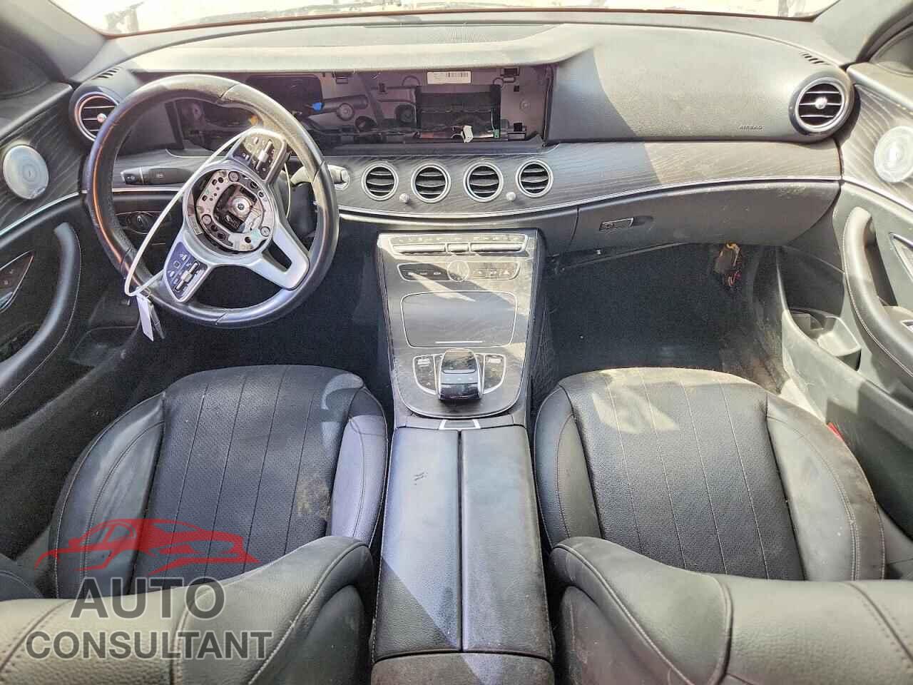 MERCEDES-BENZ E-CLASS 2020 - WDDZF8DB2LA700784