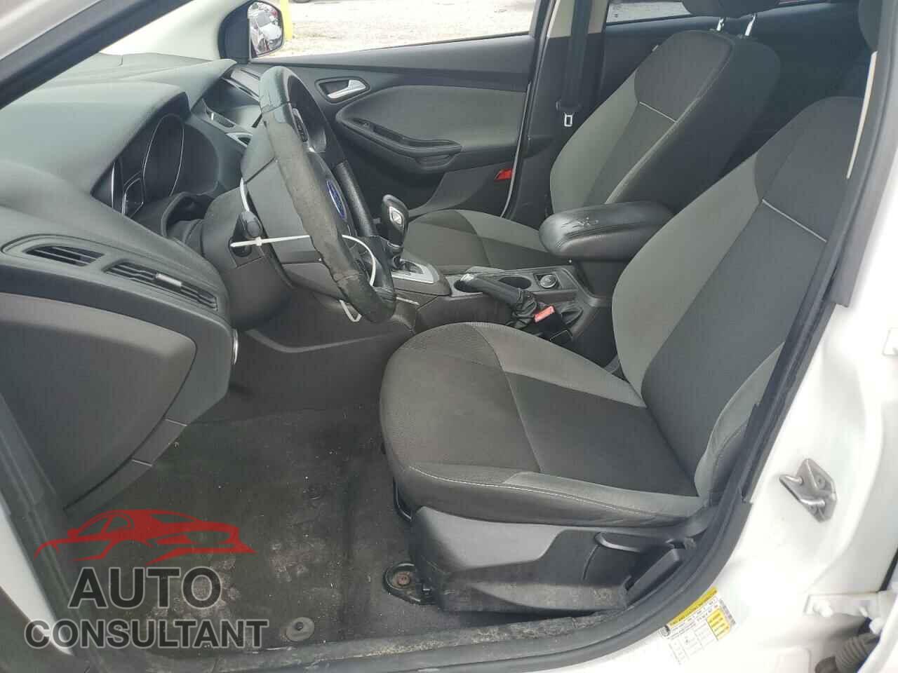 FORD FOCUS 2013 - 1FADP3F21DL217249