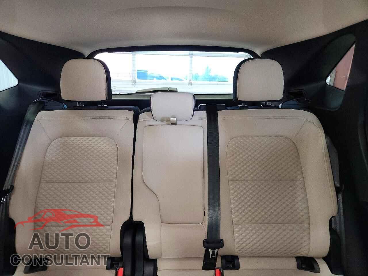FORD ESCAPE 2020 - 1FMCU9G69LUA50212