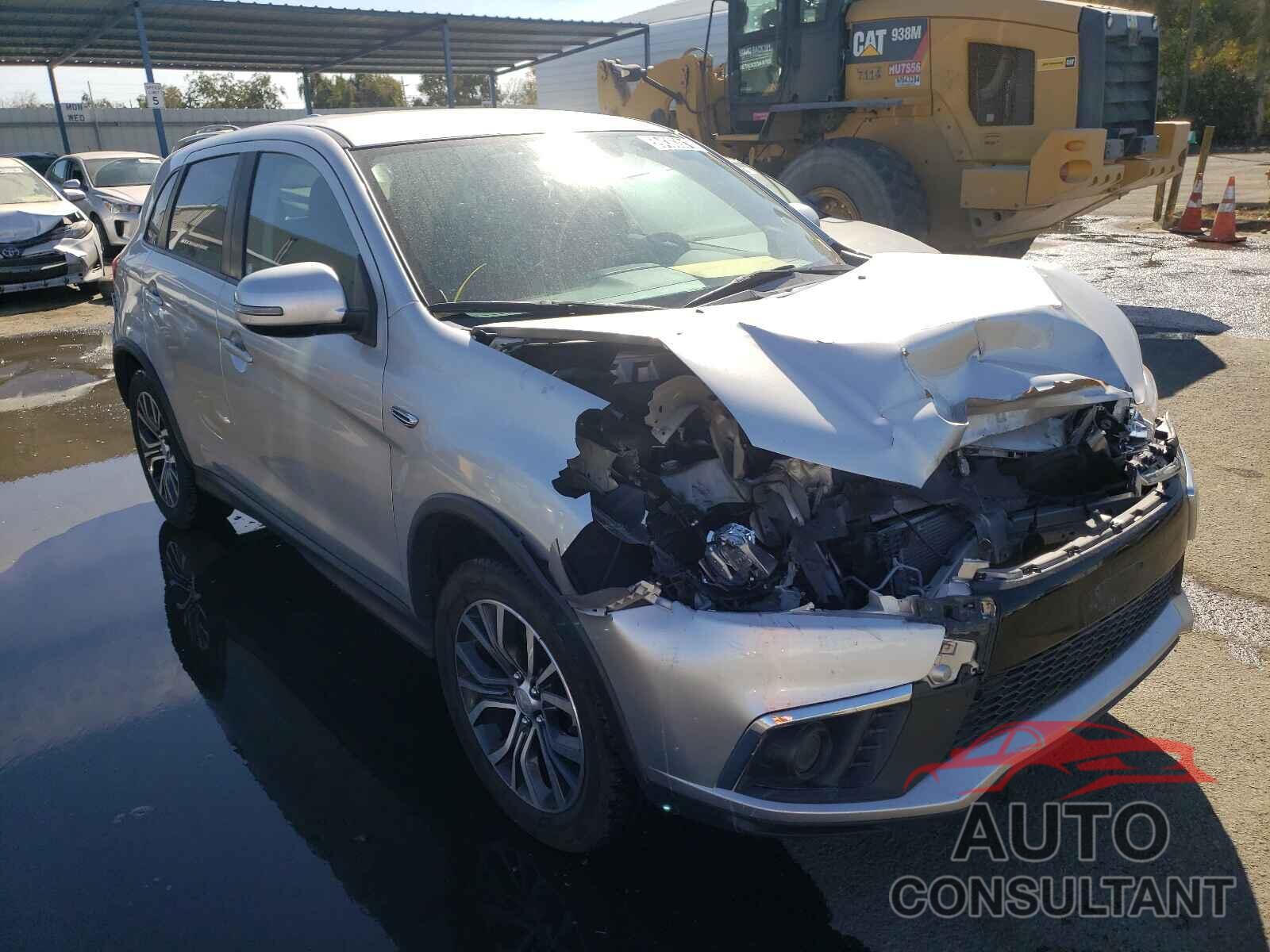 MITSUBISHI OUTLANDER 2019 - JA4AP3AU5KU018132