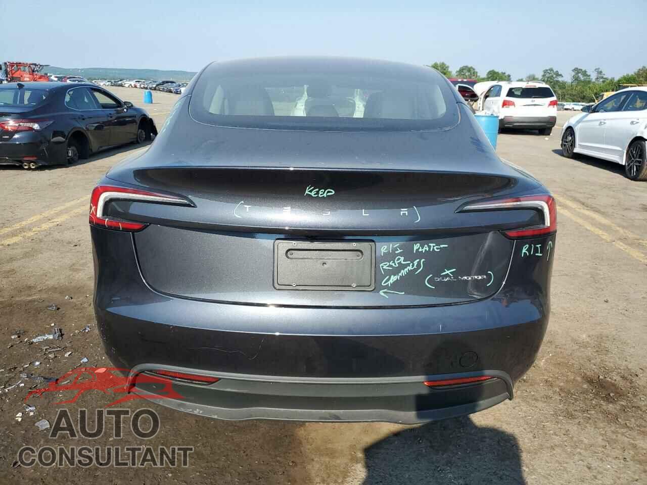 TESLA MODEL 3 2024 - 5YJ3E1EB0RF735929