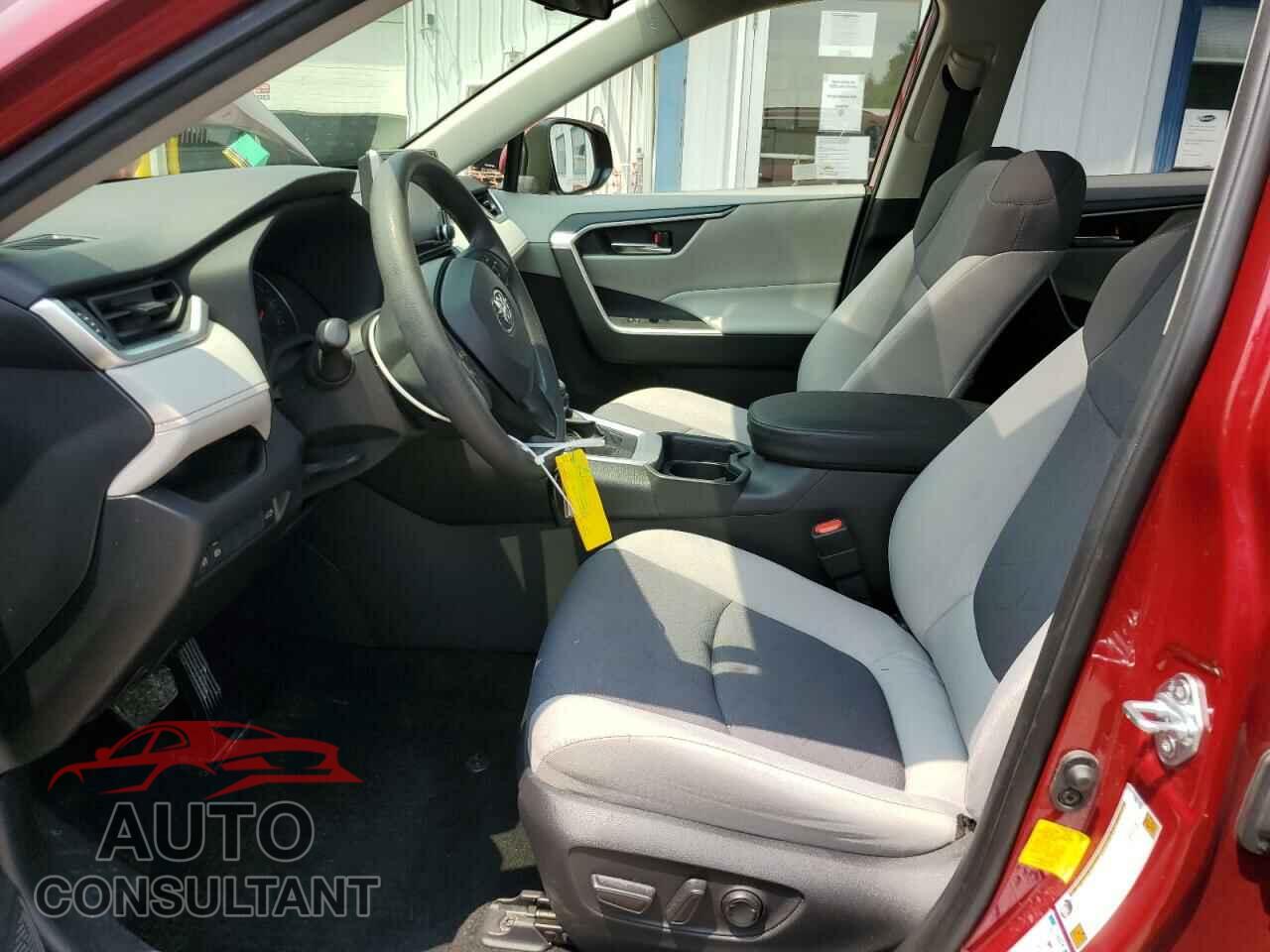 TOYOTA RAV4 2019 - JTMP1RFV6KD022132