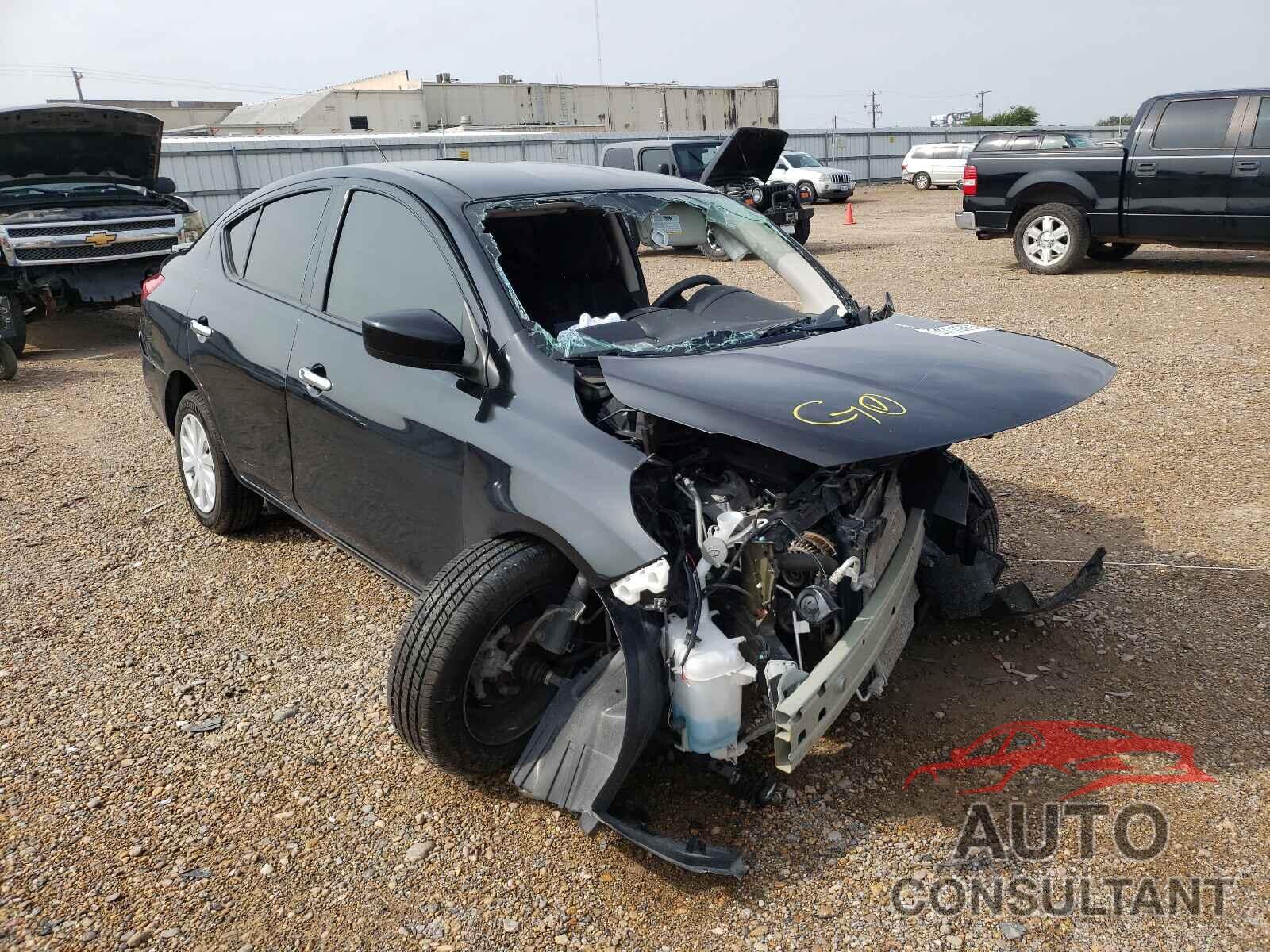 NISSAN VERSA 2019 - 3N1CN7AP6KL879368