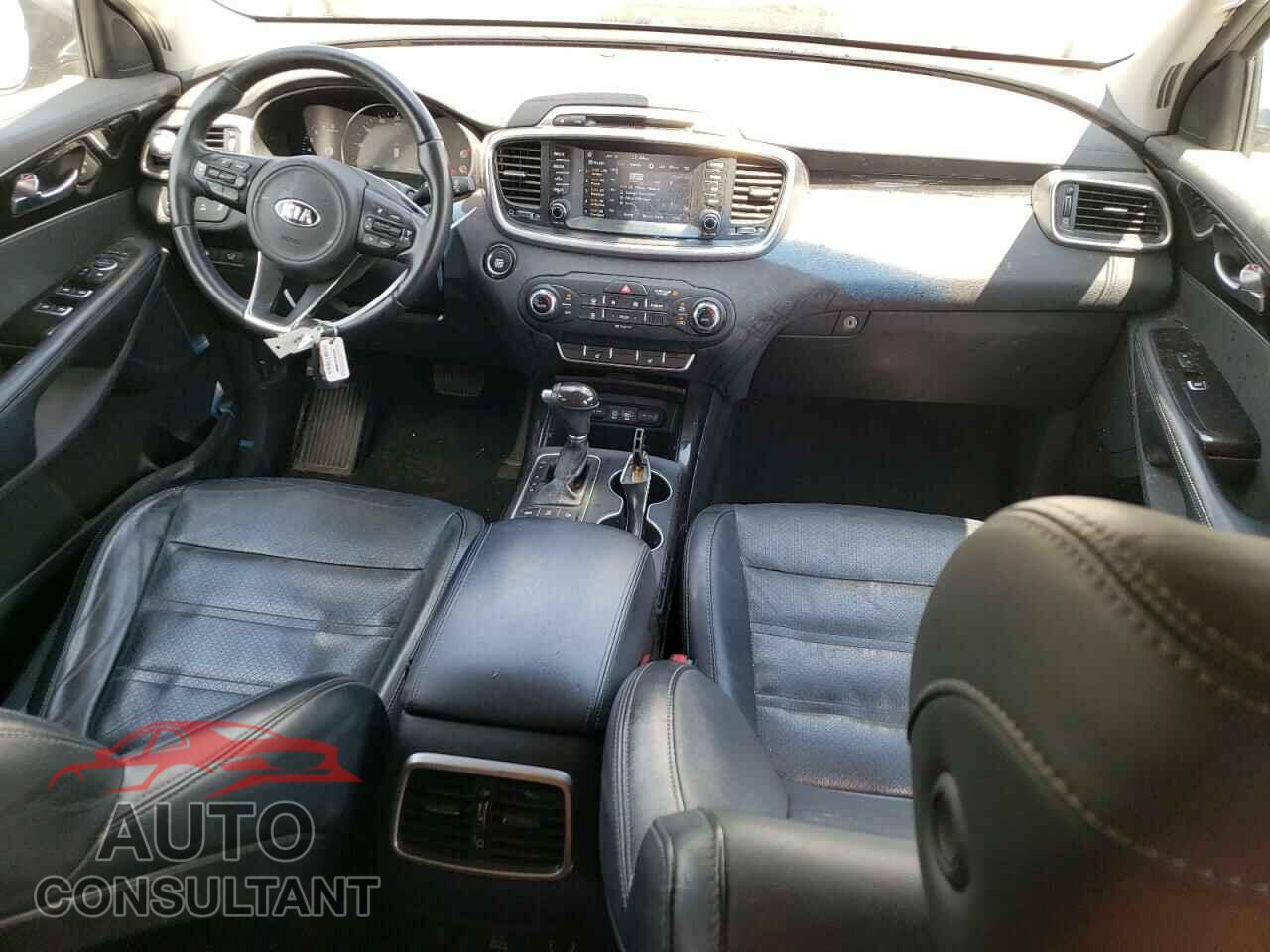 KIA SORENTO 2017 - 5XYPHDA54HG304477