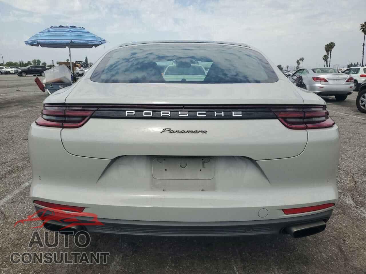 PORSCHE PANAMERA 2018 - WP0AA2A7XJL116637