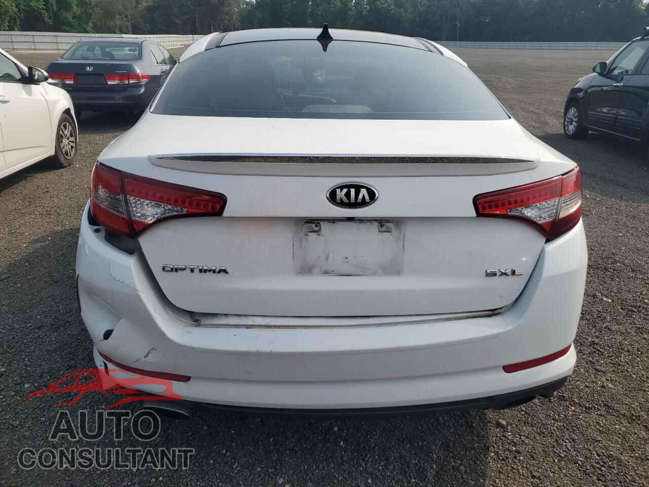 KIA OPTIMA 2013 - 5XXGR4A63DG128882