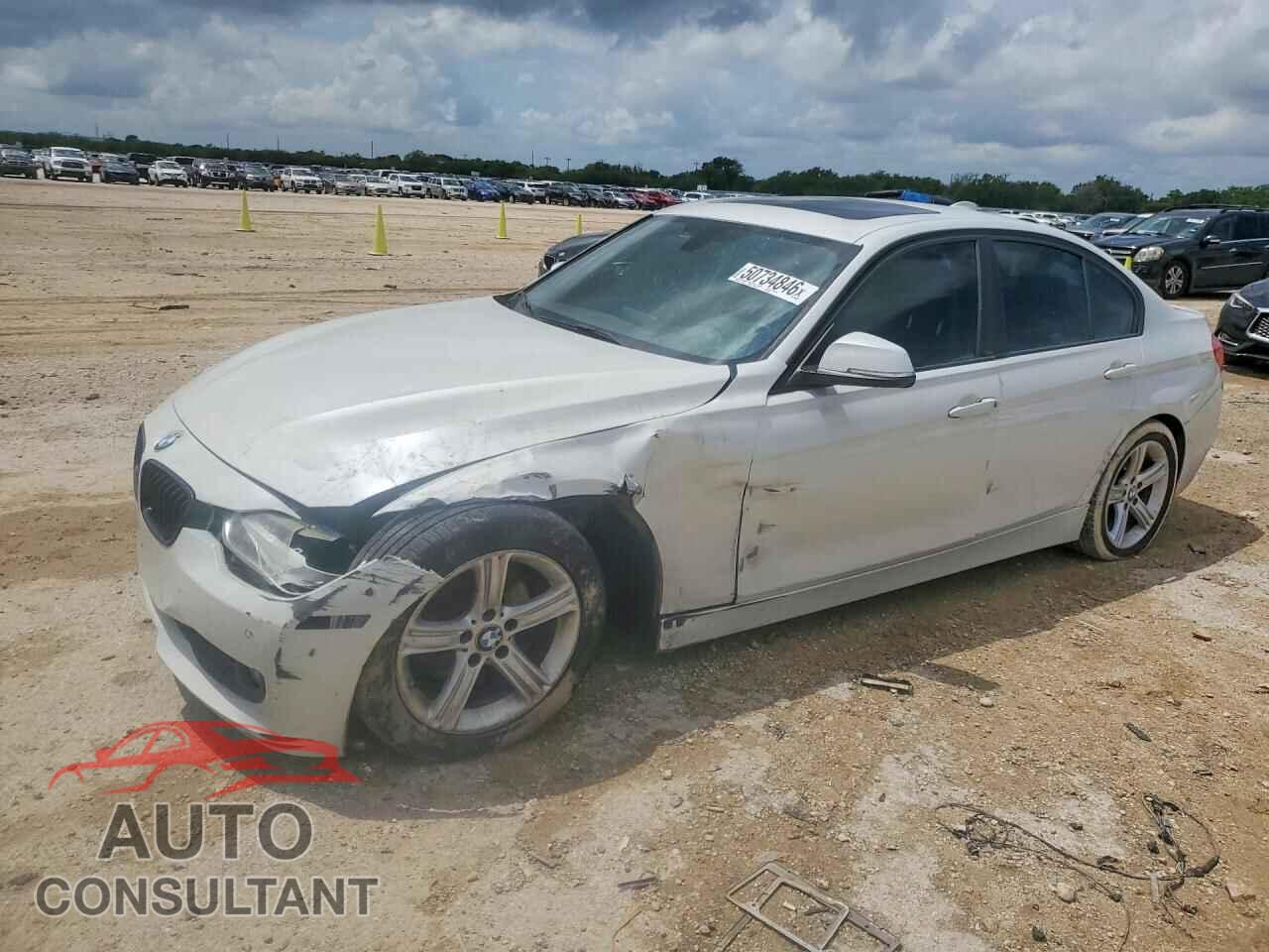 BMW 3 SERIES 2015 - WBA3C1C50FP852962