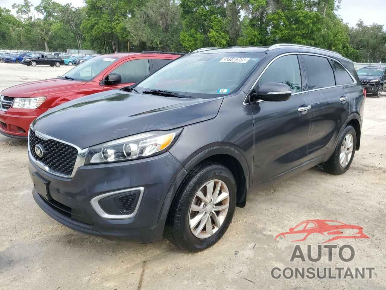KIA SORENTO 2017 - 5XYPG4A35HG328000