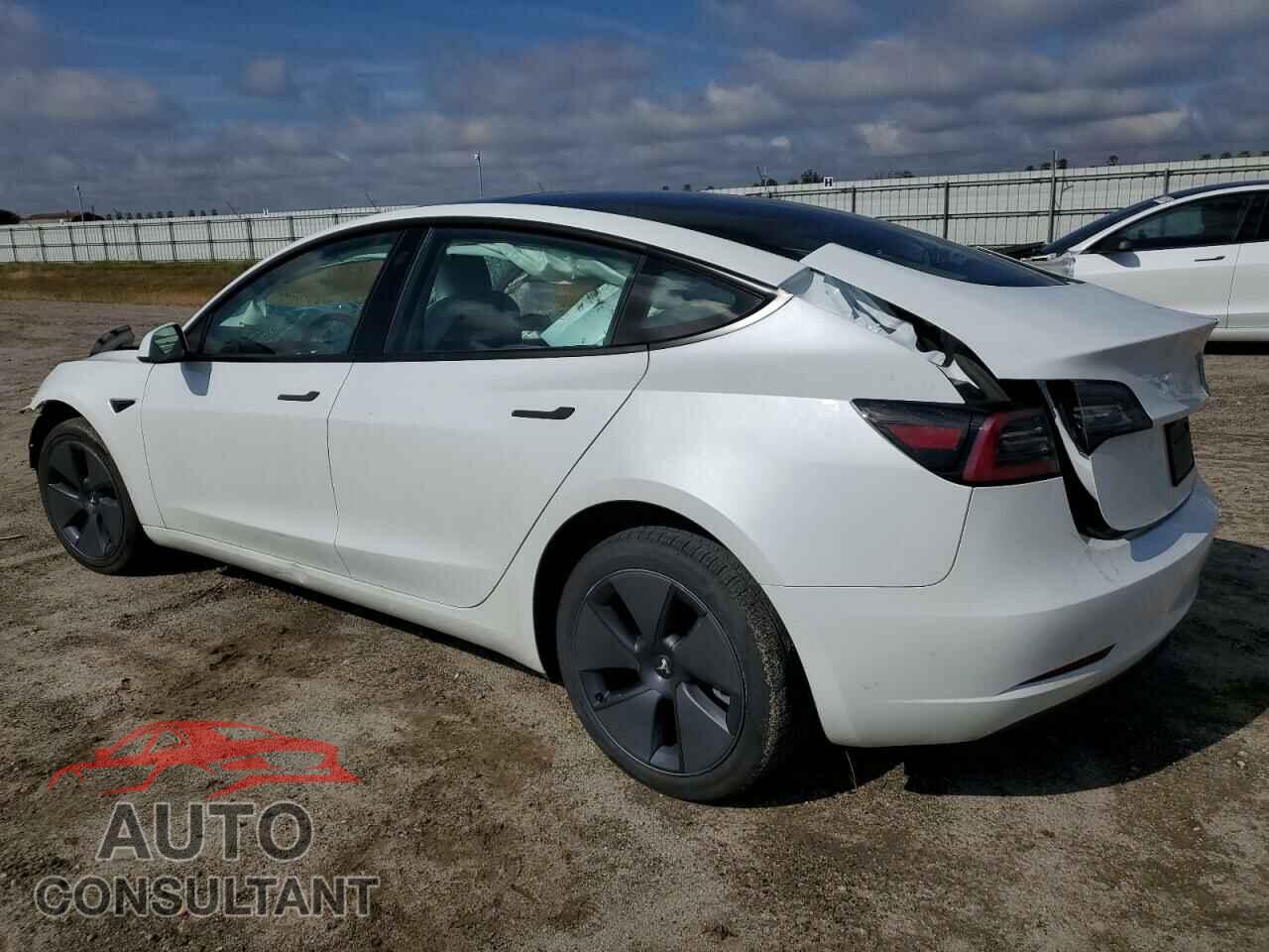 TESLA MODEL 3 2023 - 5YJ3E1EA0PF477366