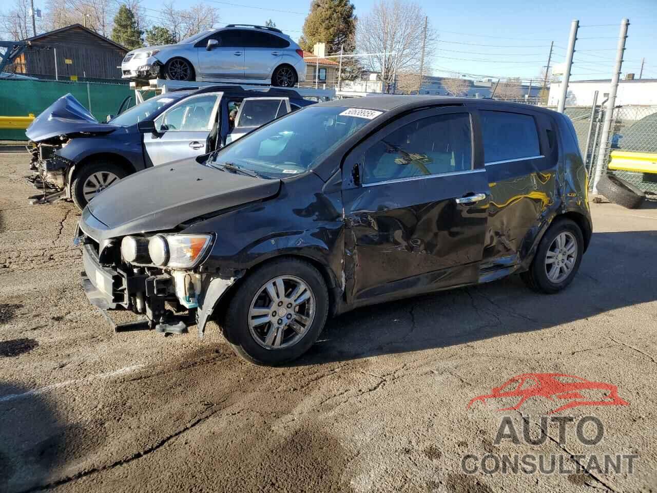 CHEVROLET SONIC 2015 - 1G1JC6SG4F4213150
