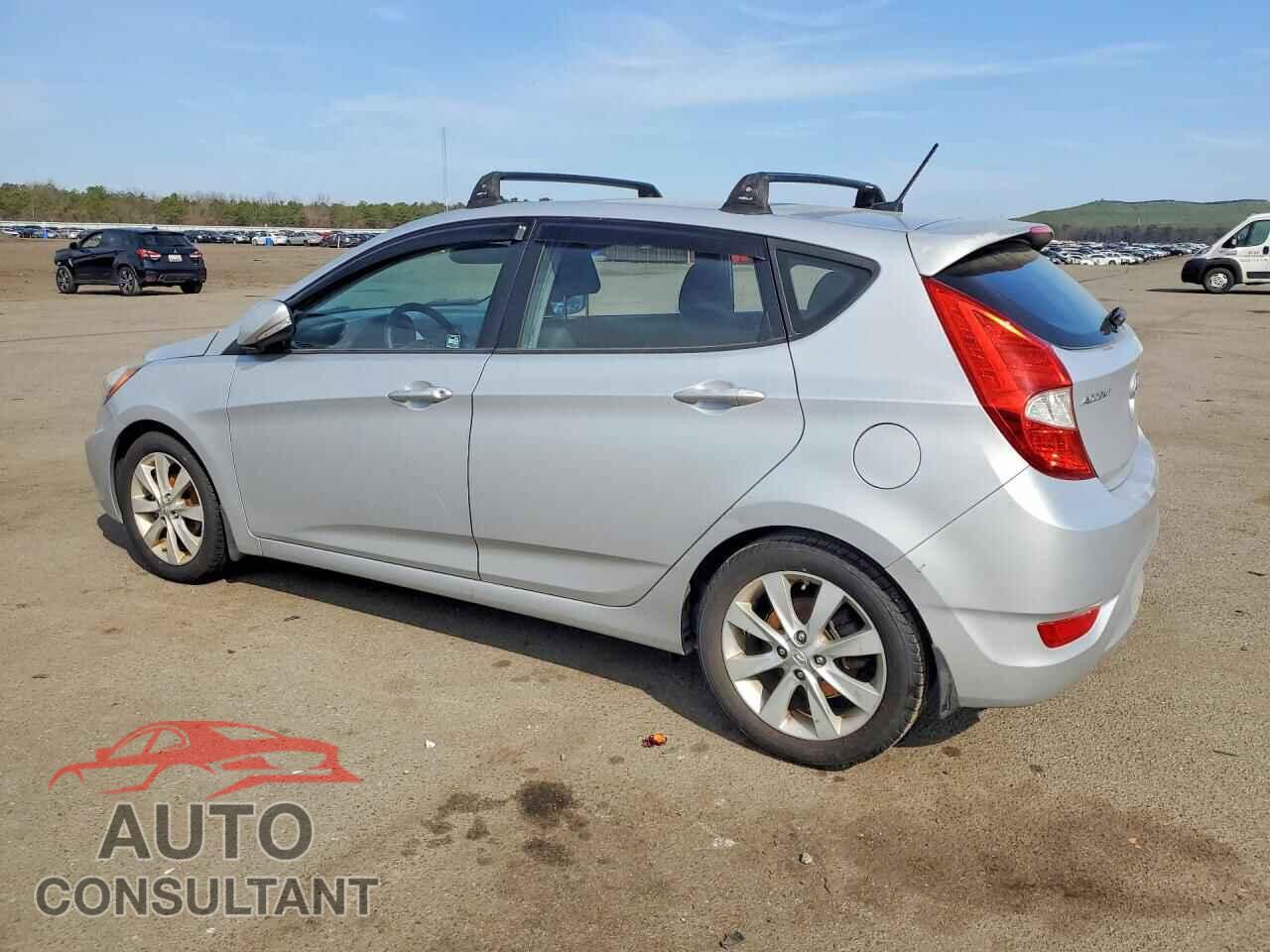 HYUNDAI ACCENT 2013 - KMHCU5AE7DU105153