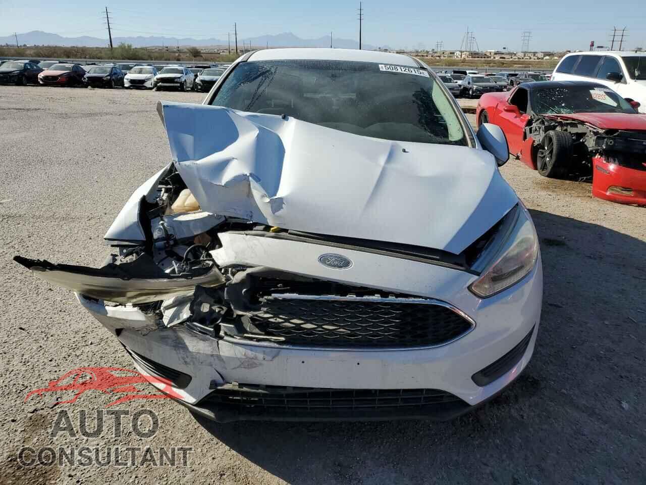 FORD FOCUS 2017 - 1FADP3K27HL230714