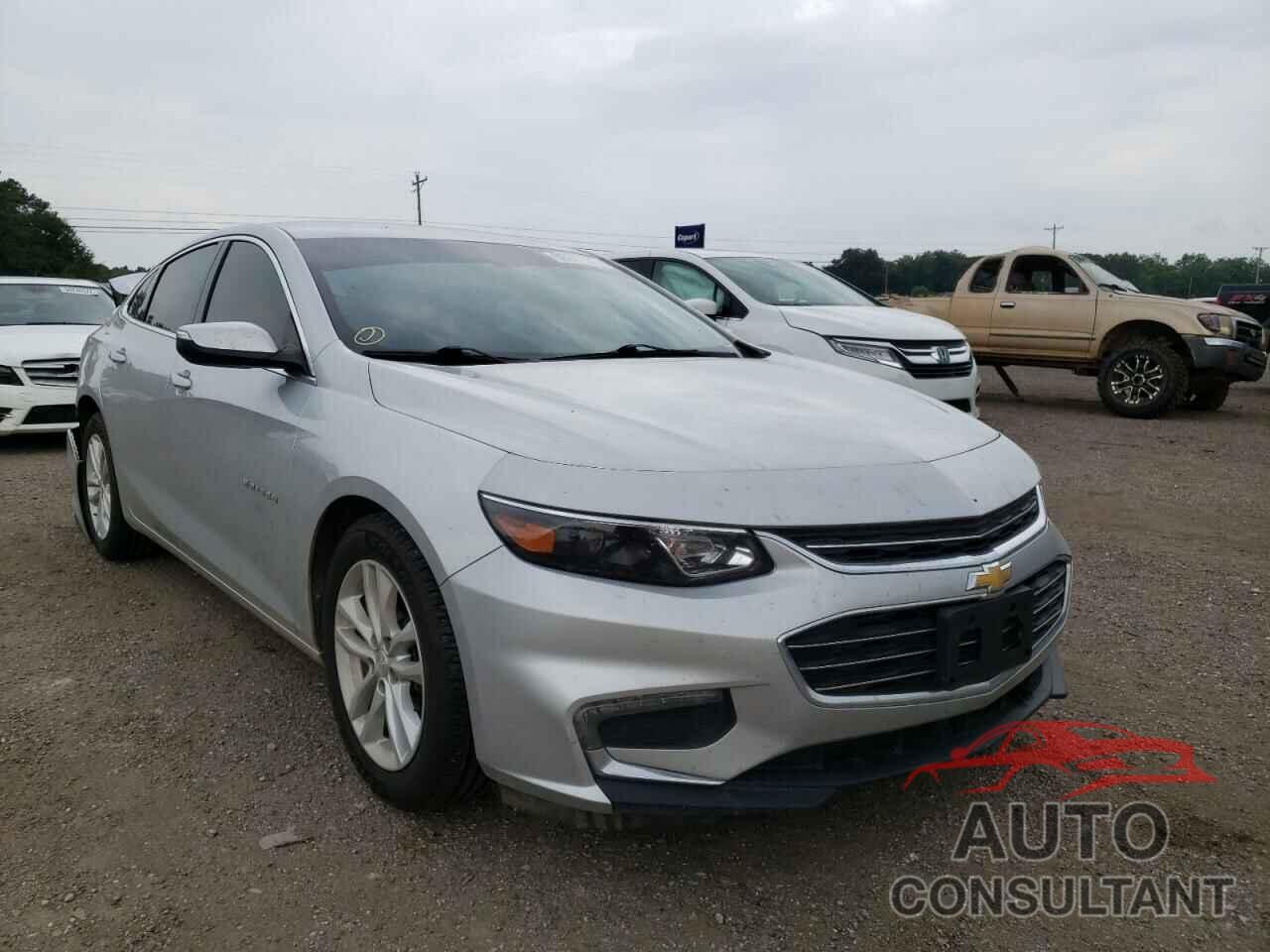 CHEVROLET MALIBU 2017 - 1G1ZE5ST3HF256535