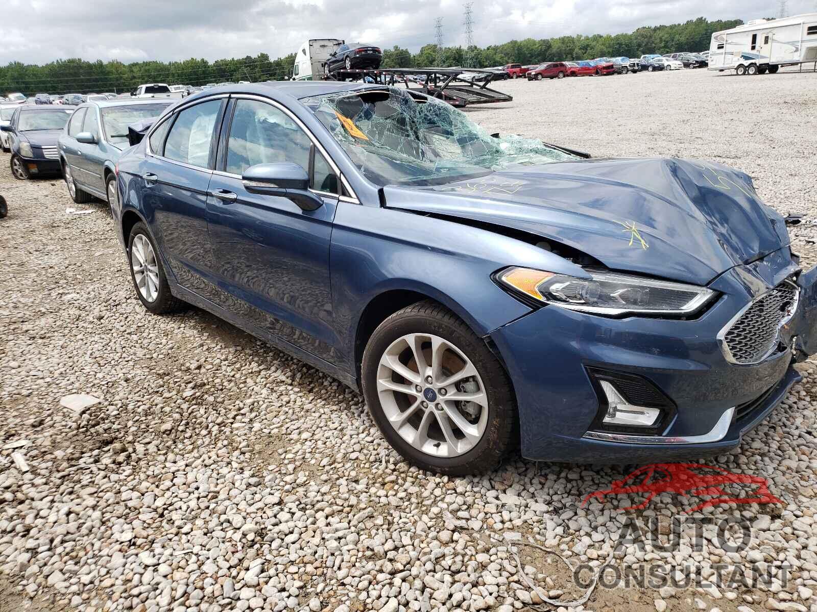 FORD FUSION 2019 - 3FA6P0SU2KR145006