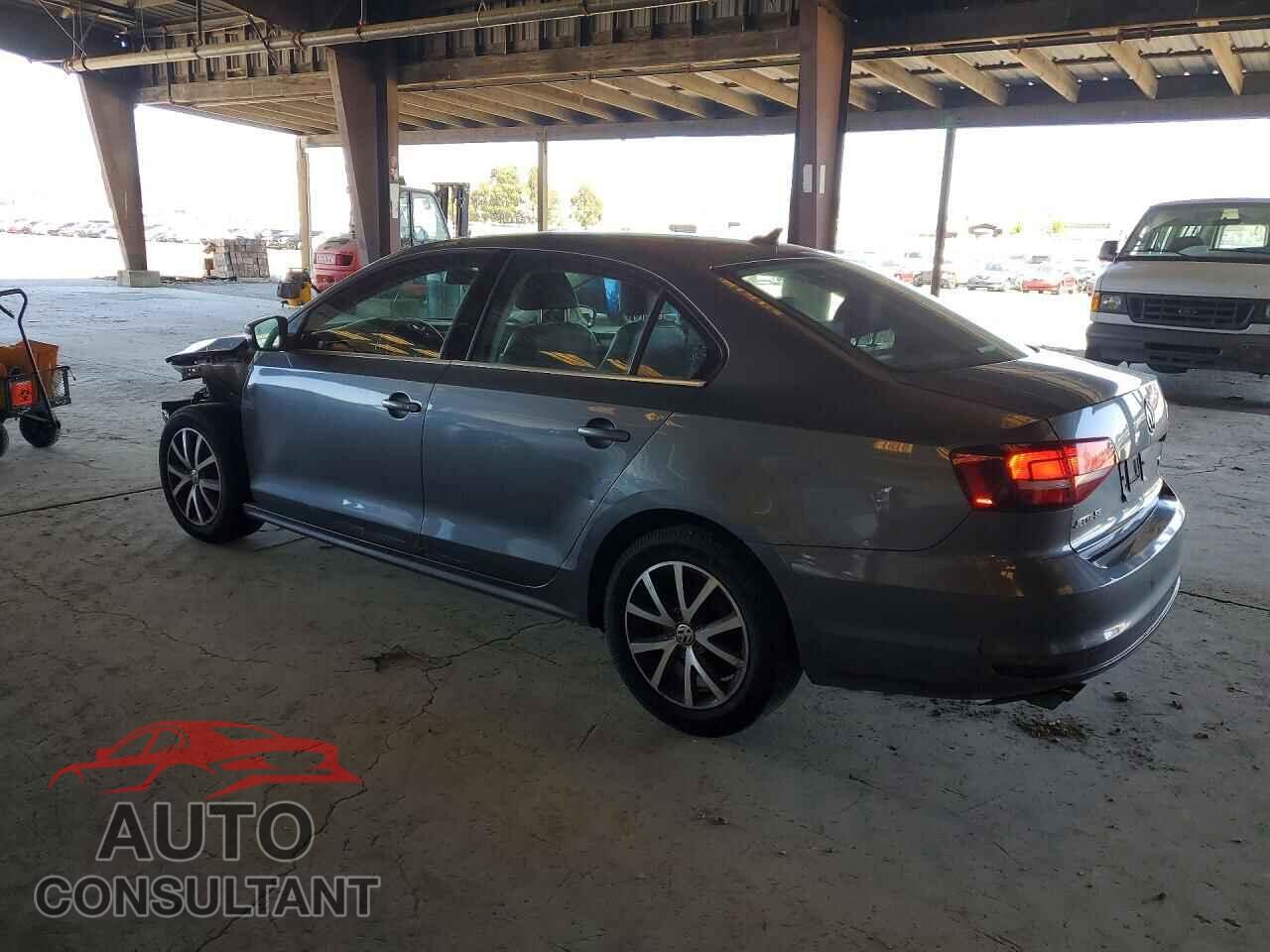 VOLKSWAGEN JETTA 2017 - 3VWDB7AJ3HM291790