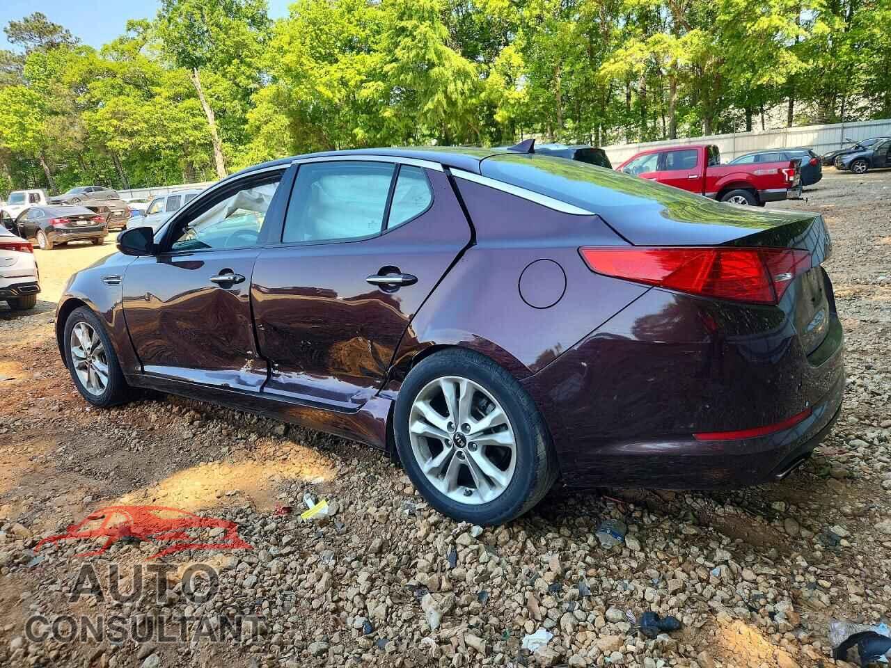 KIA OPTIMA 2011 - KNAGN4A76B5075114