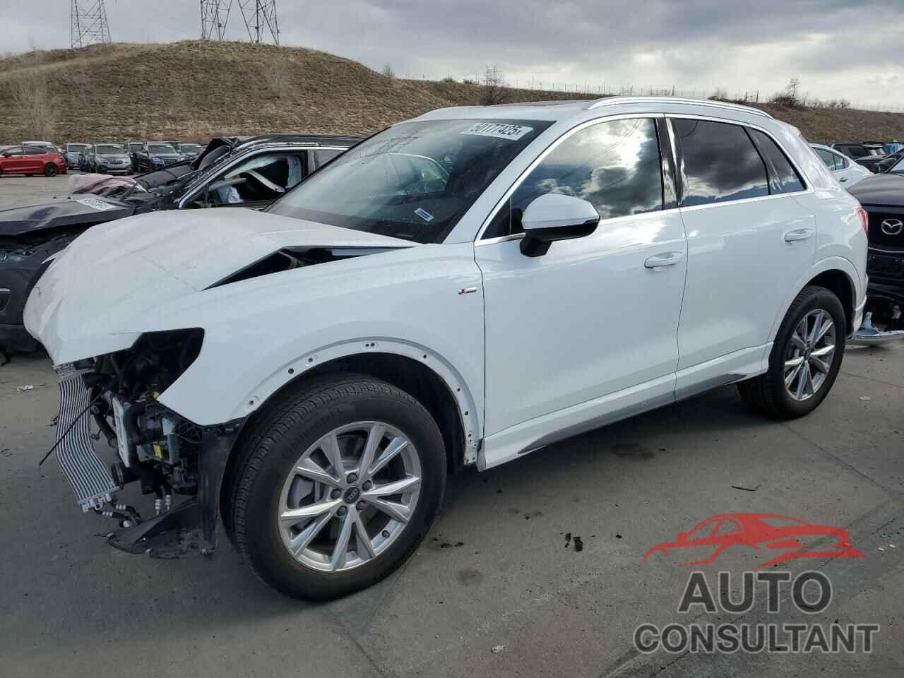AUDI Q3 2023 - WA1DECF3XP1144319