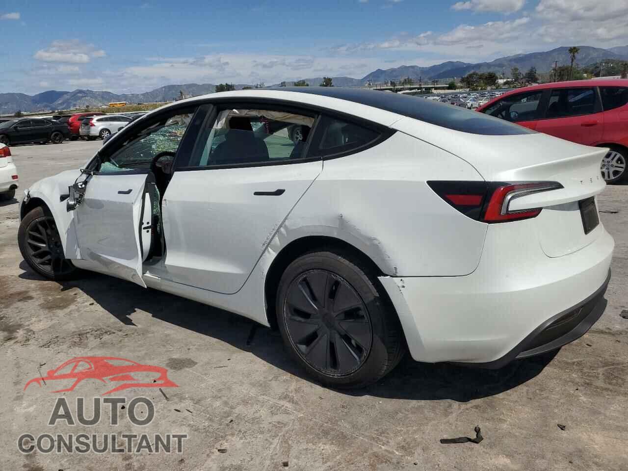 TESLA MODEL 3 2024 - 5YJ3E1EB4RF811734