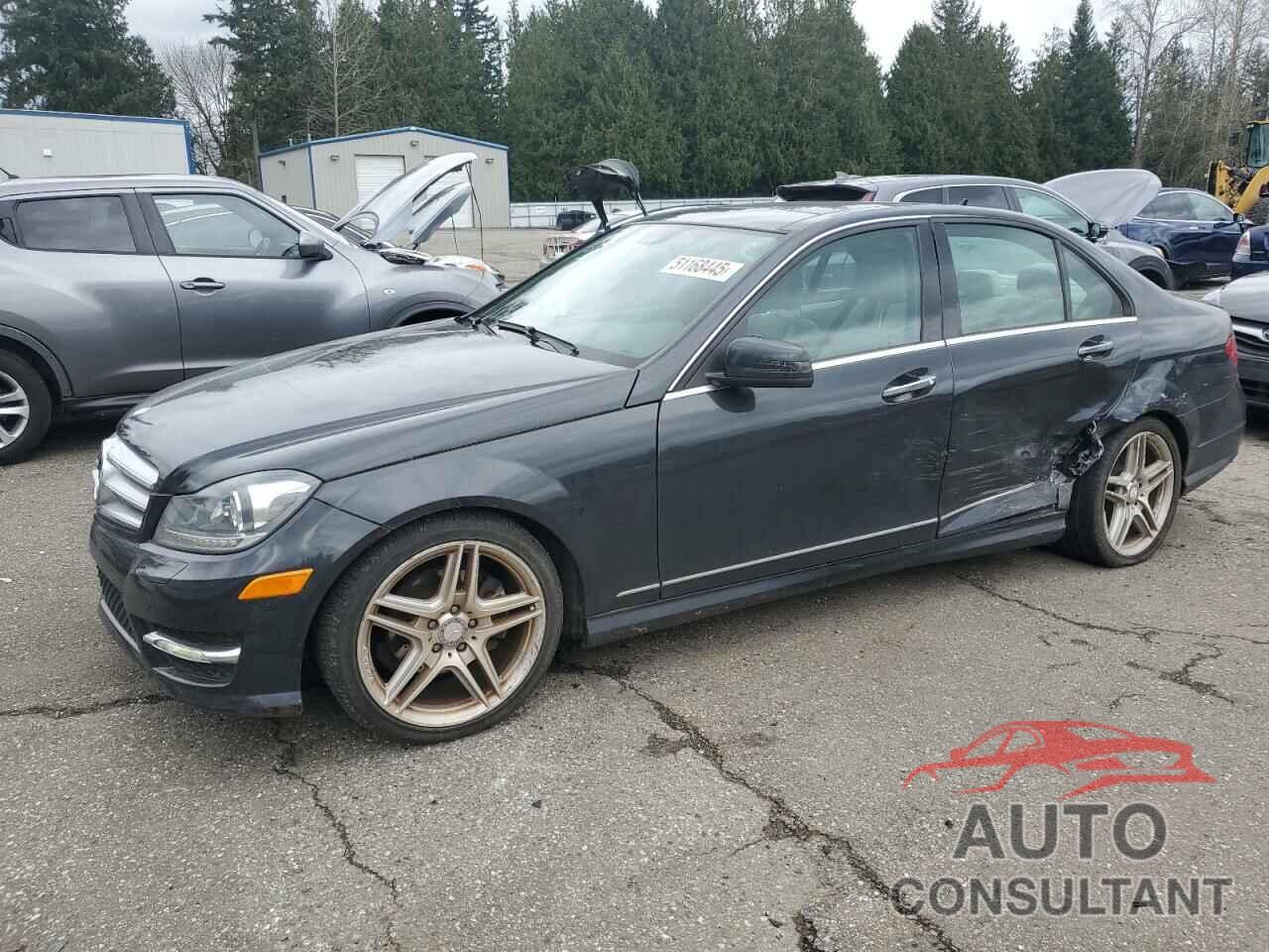 MERCEDES-BENZ C-CLASS 2013 - WDDGF4HB0DA772708