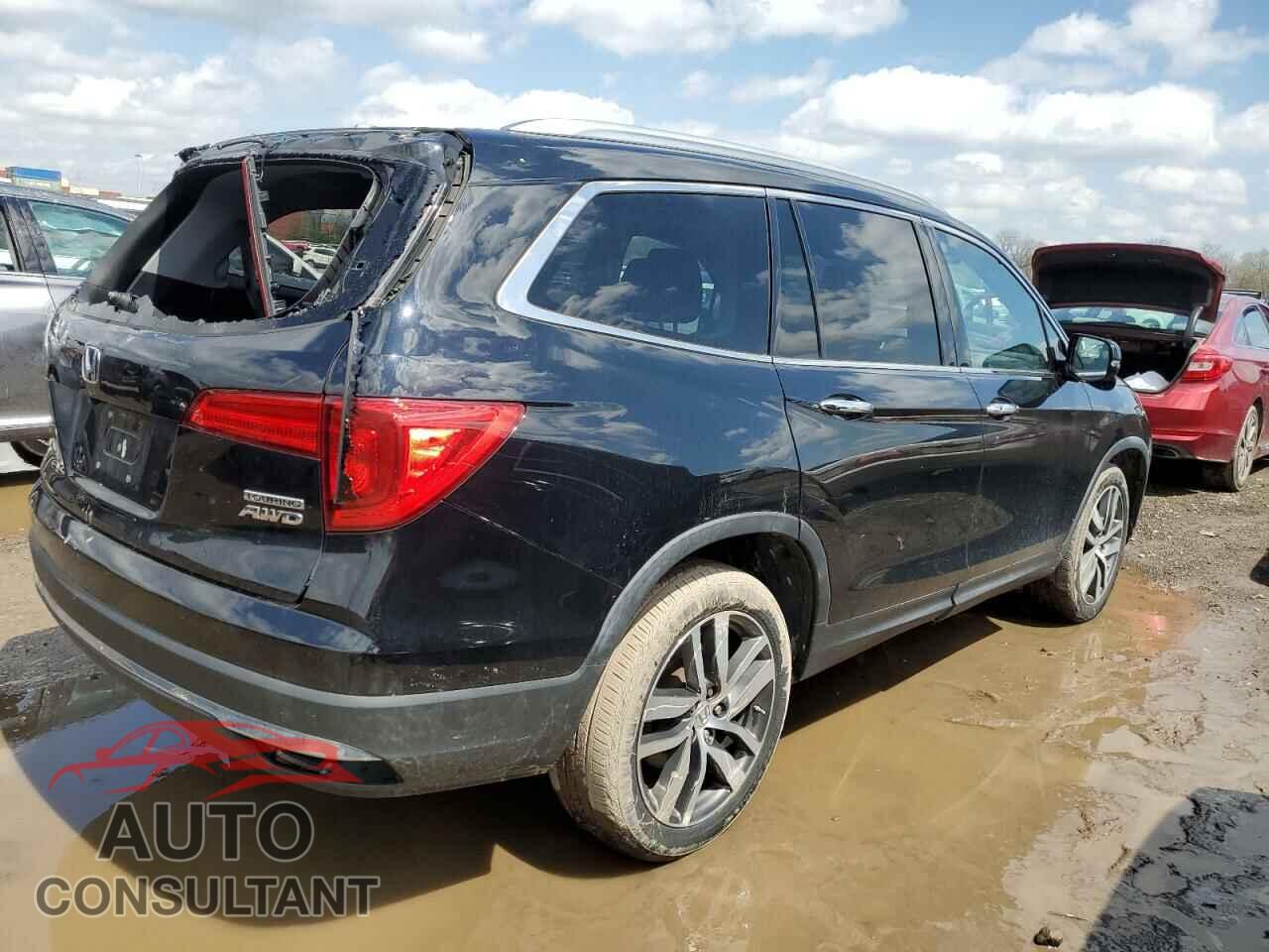 HONDA PILOT 2017 - 5FNYF6H98HB002437