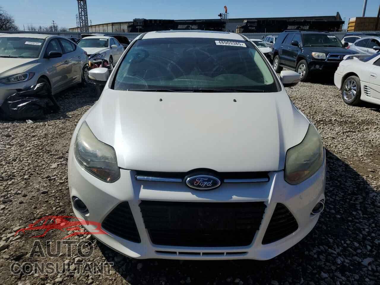 FORD FOCUS 2014 - 1FADP3J22EL135247
