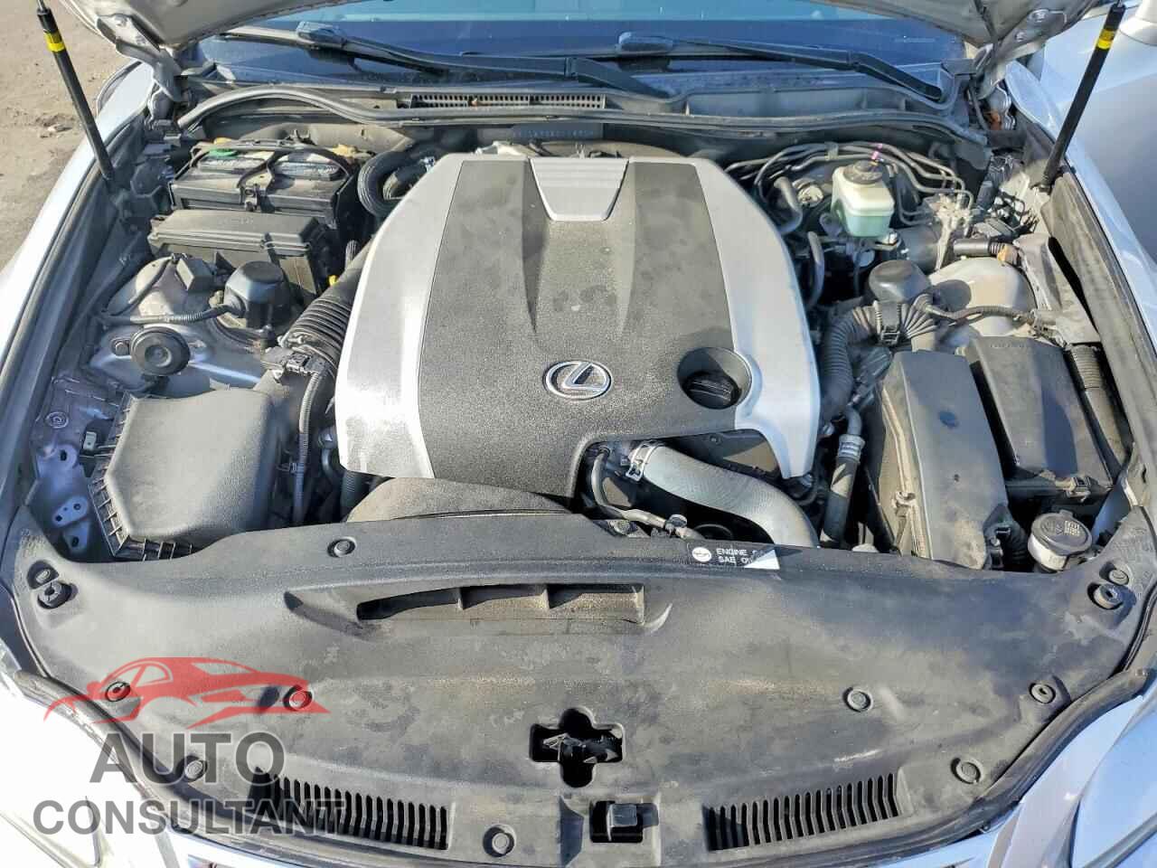 LEXUS IS 2014 - JTHBE1D23E5011630