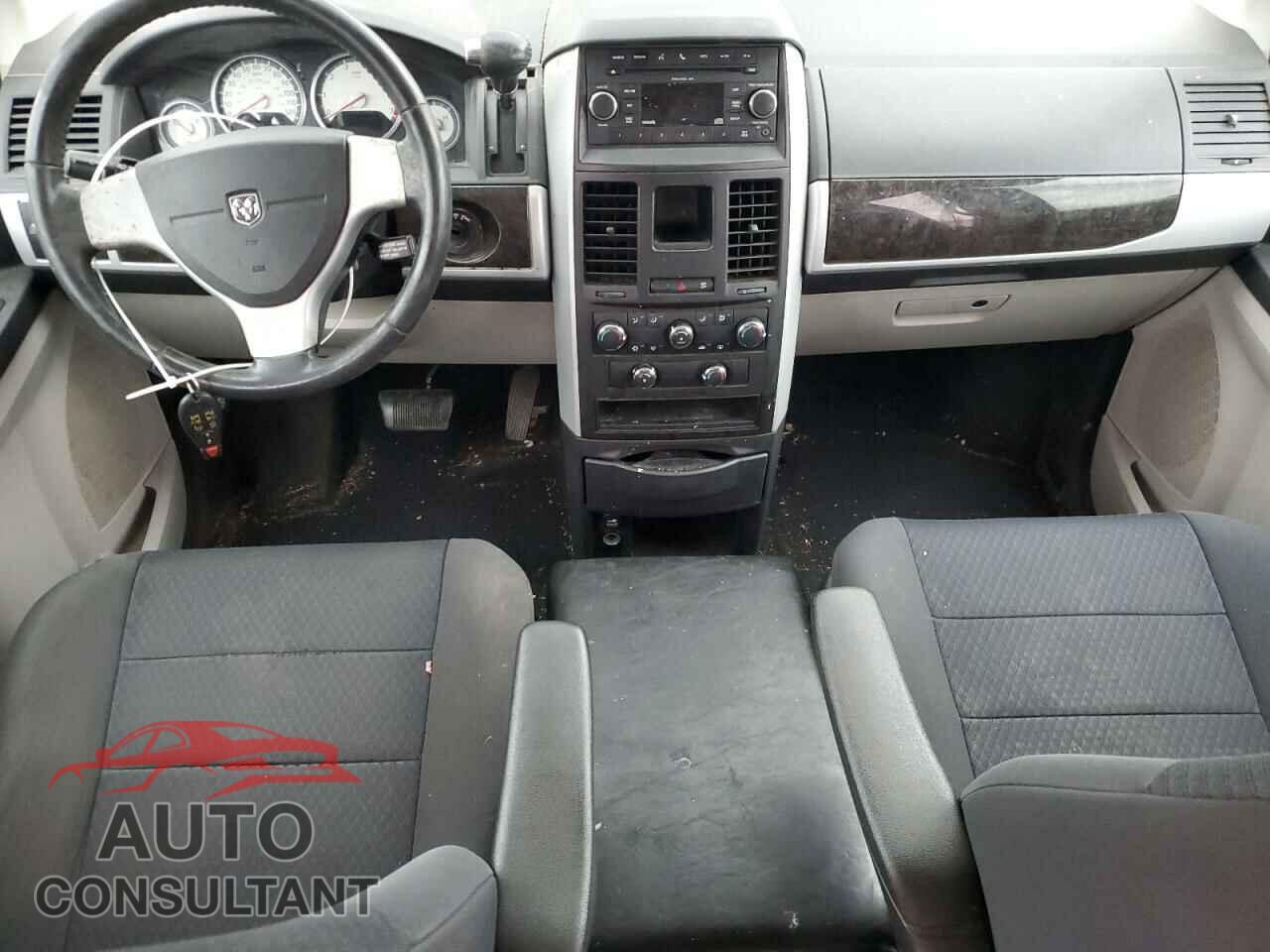 DODGE CARAVAN 2010 - 2D4RN5DX4AR124702