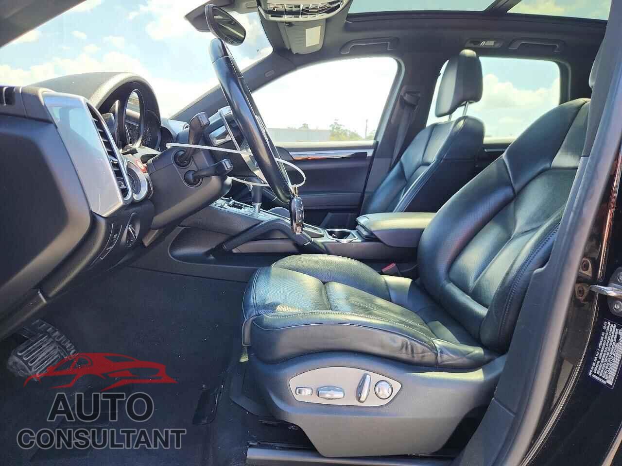 PORSCHE CAYENNE 2016 - WP1AA2A21GLA00996