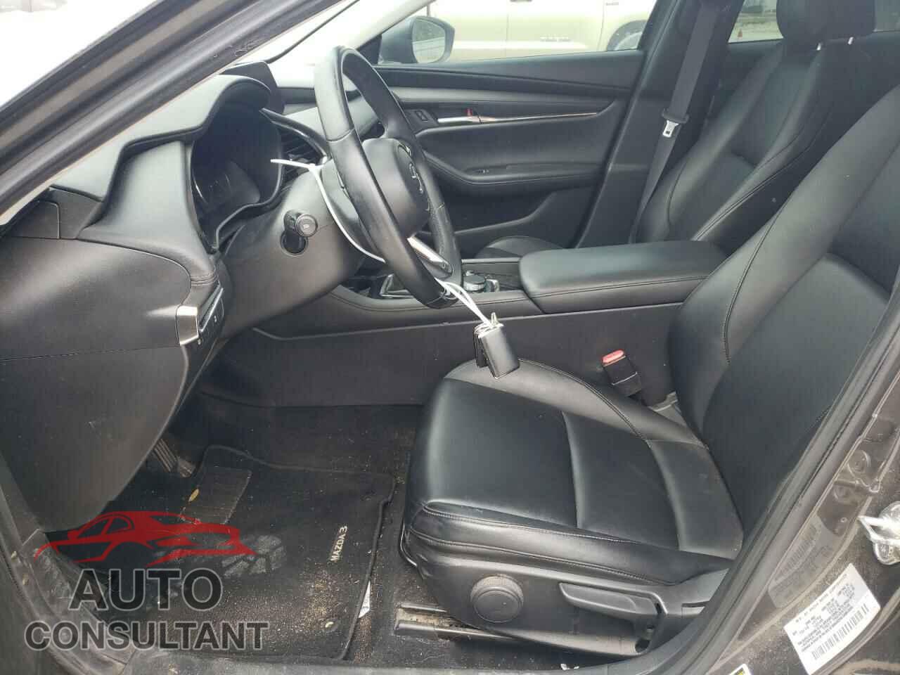 MAZDA 3 2019 - JM1BPACL2K1108830